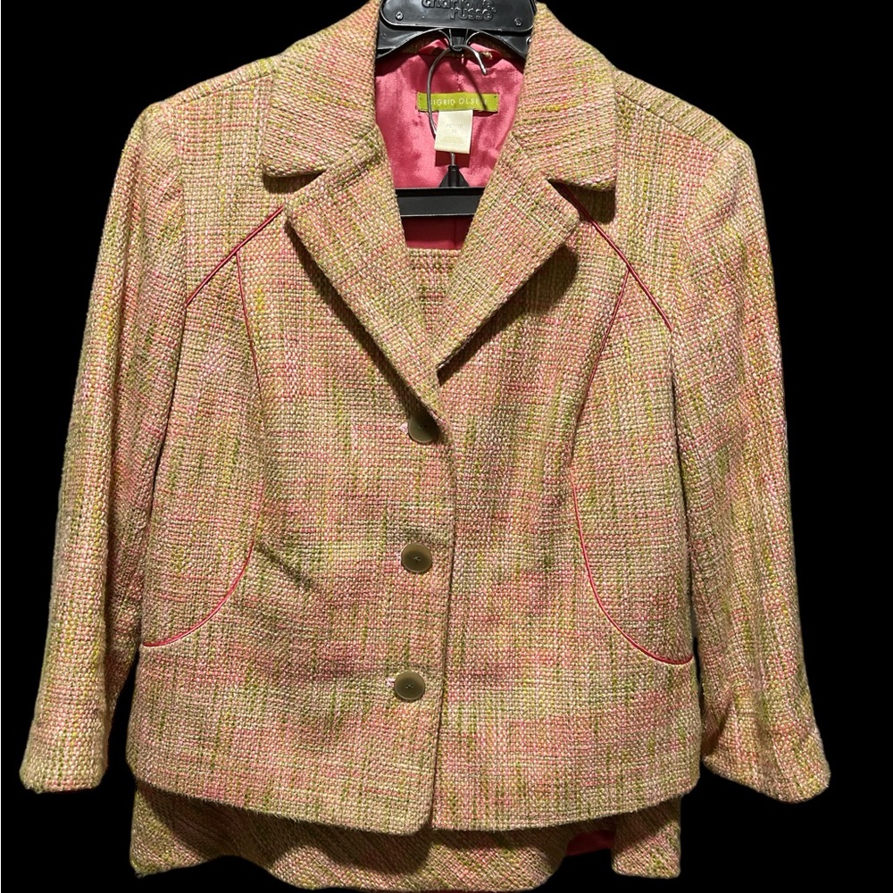 Sigrid Olson skirt suit
